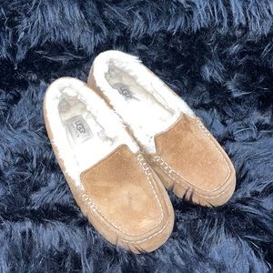 Ugg moccasins anisley
